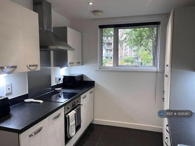 Flat for rent in Cat Hill