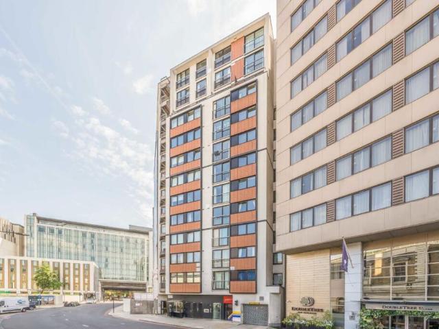 Flat for rent in Westminster
