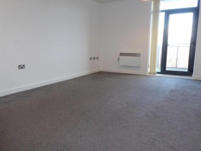 Flat for rent in Bulk, Lancaster
