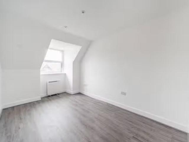 House for rent in Hatch End, Greater London