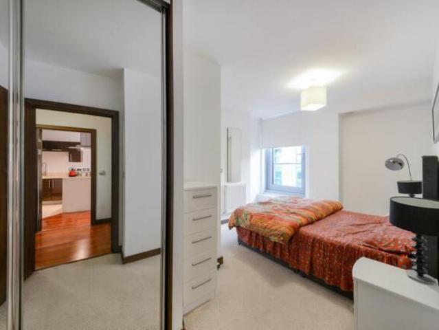 Flat for rent in Cat Hill