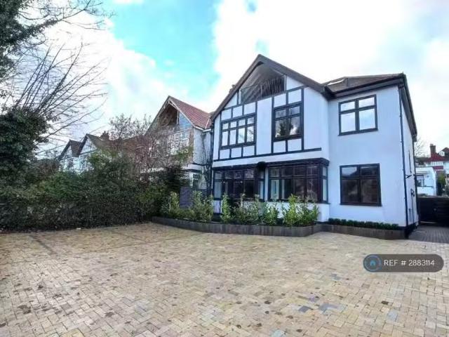House for rent in London Borough of Croydon, Kenley
