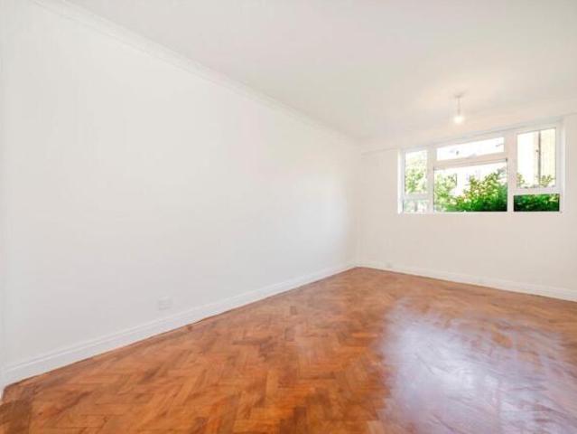 Flat for rent in Greater London
