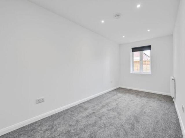 Flat for rent in Catford, Isle Of Man