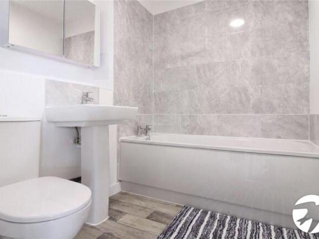Flat for rent in Hamerton, Kent