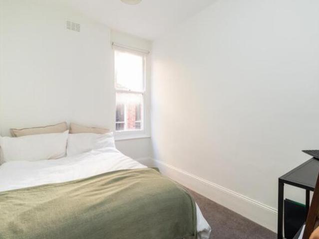 Flat for rent in Cat Hill, Isle Of Man
