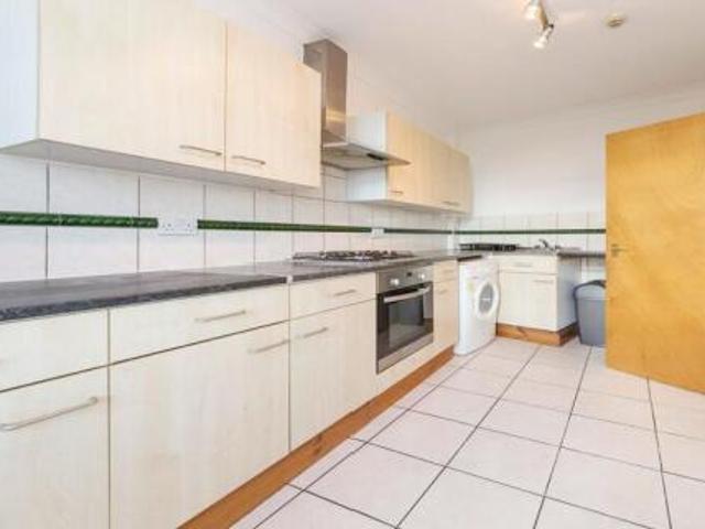 Flat for rent in Cat Hill