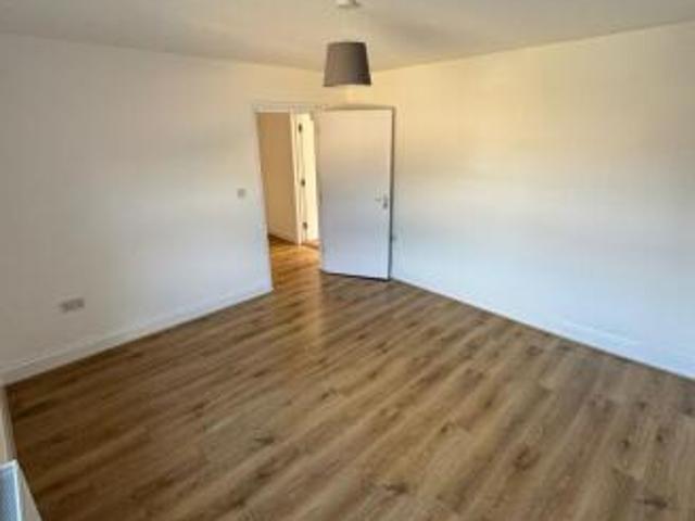 Flat for rent in London Borough of Lewisham, Greater London