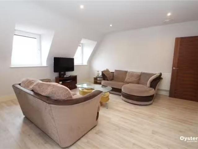 House for rent in Colindale, Greater London
