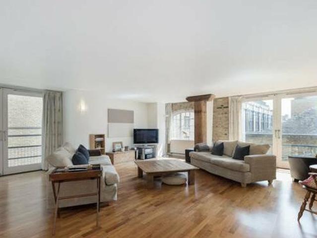 House for sale in City of London, Greater London