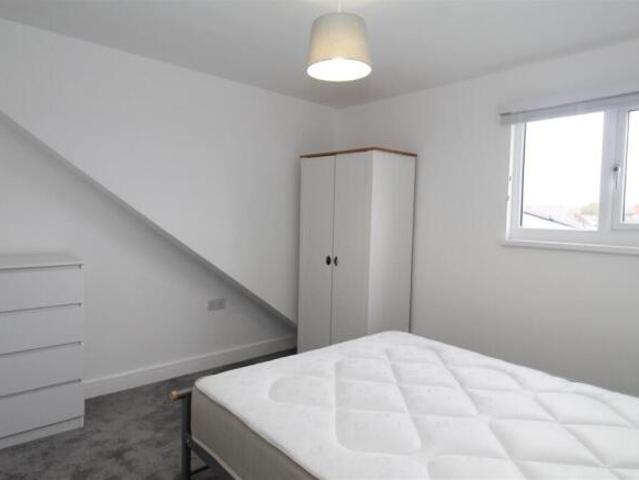 Flat for rent in Falcon Lodge, Wales