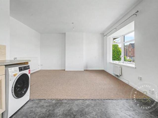 Flat for rent in Wales