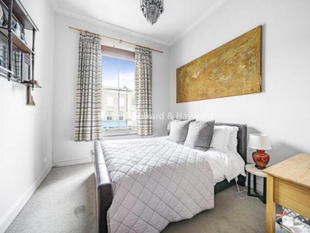 Flat for rent in Cat Hill