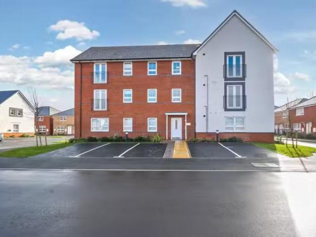House for rent in Green Close, Warwickshire