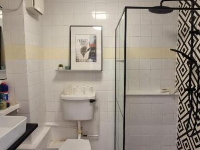 Flat for rent in Cat Hill