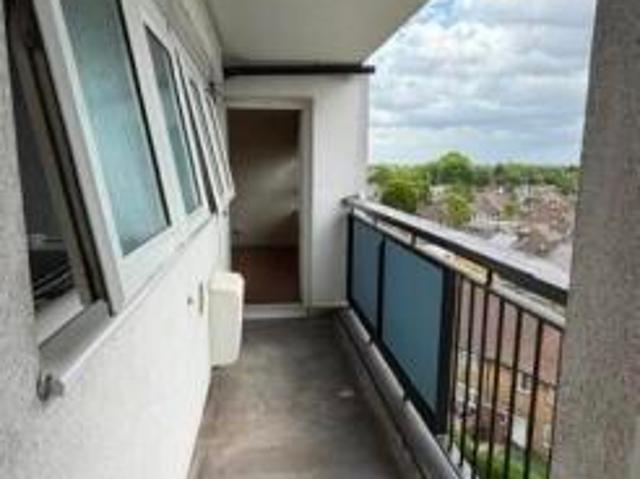 Flat for rent in Cat Hill