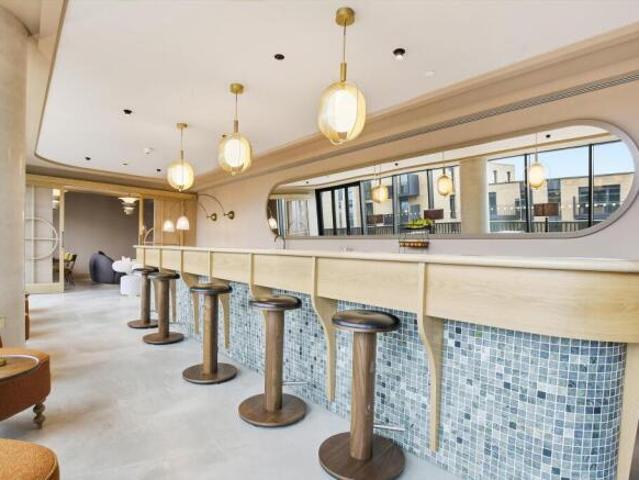 Flat for rent in Brentford End, Greater London