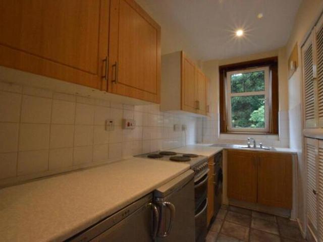 Flat for rent in Battlefield, Scotland