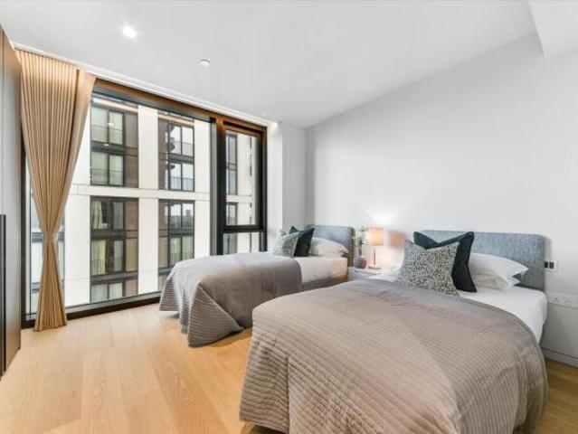 Flat for rent in Cat Hill
