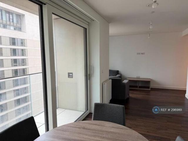 Flat for rent in Cat Hill