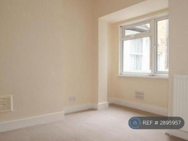 Flat for rent in Catford, Isle Of Man