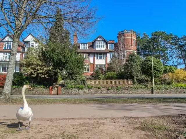 House for rent in Roath, Wales
