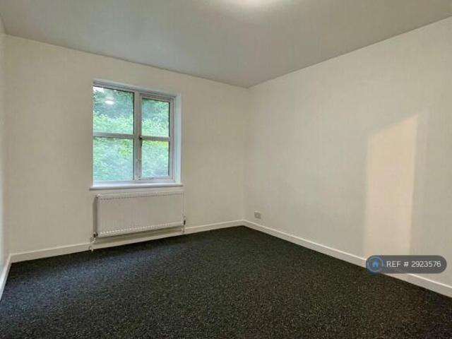 Flat for rent in Cat Hill