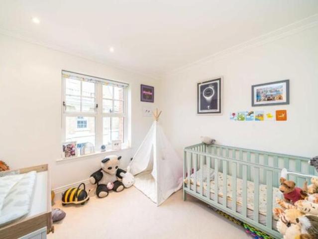 Flat for rent in Twickenham, Greater London