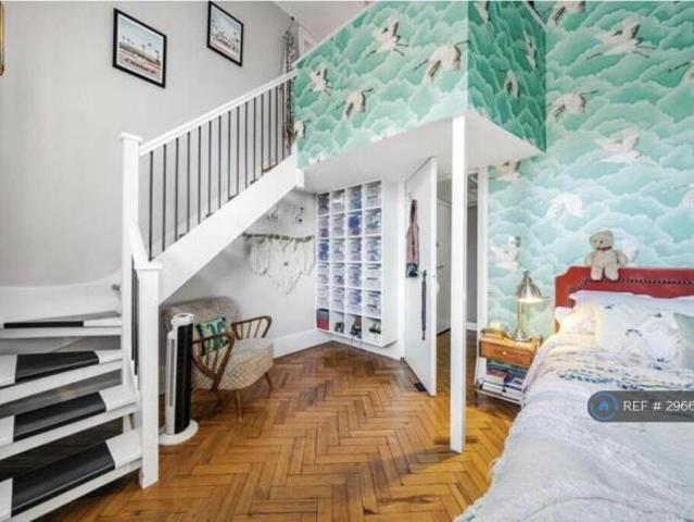 Flat for rent in Cat Hill