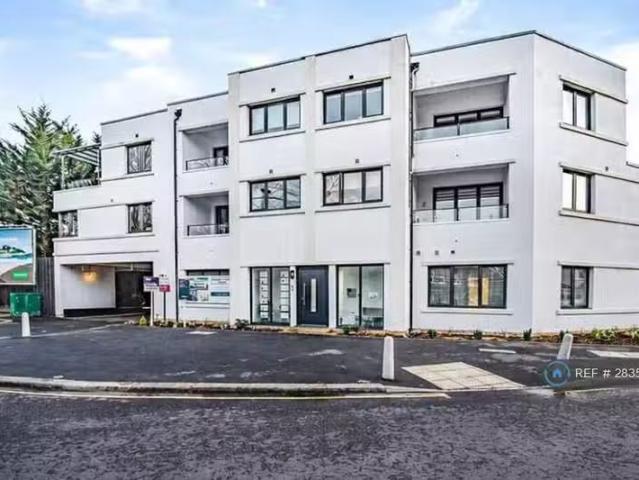 House for rent in Epsom, Surrey