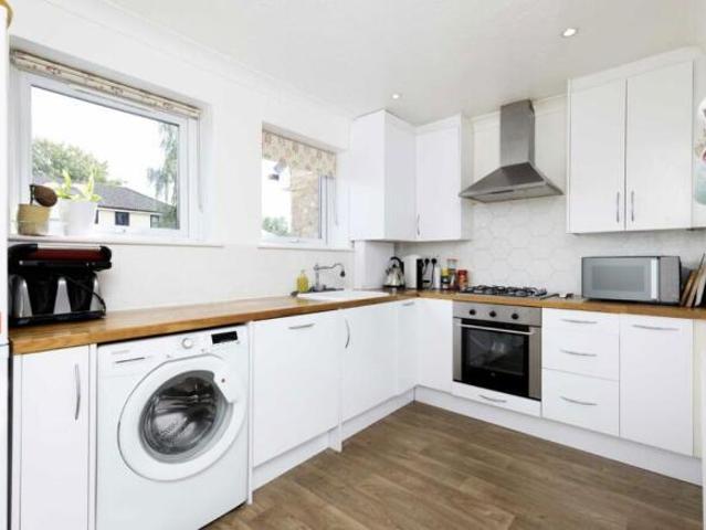 Flat for rent in Chiswick, Greater London