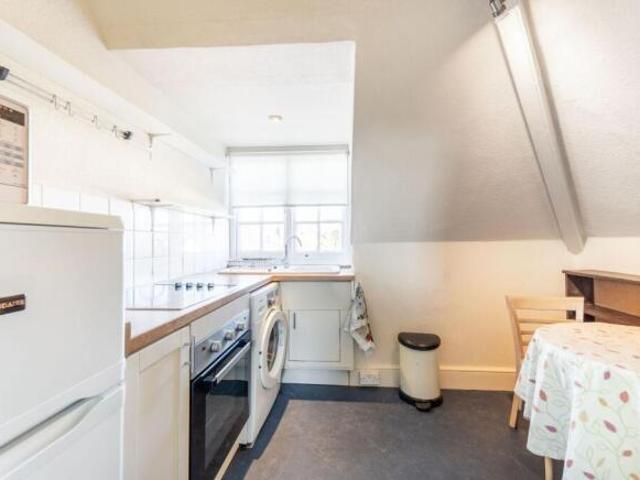 Flat for rent in Cat Hill
