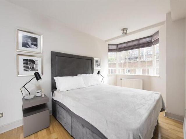 Flat for rent in Cat Hill
