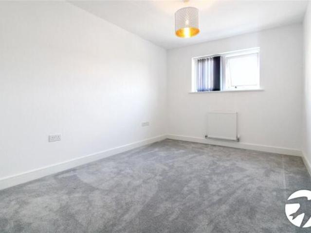 Flat for rent in Monks Orchard, Kent