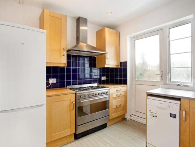 Flat for rent in Twickenham, Greater London