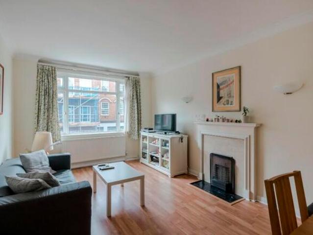 Flat for rent in Cat Hill