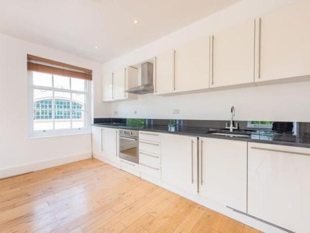 Flat for rent in Chiswick, Greater London