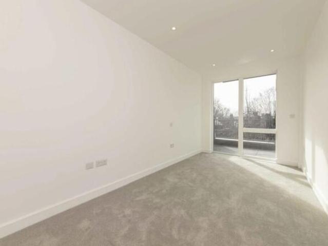 Flat for rent in Chiswick, Greater London