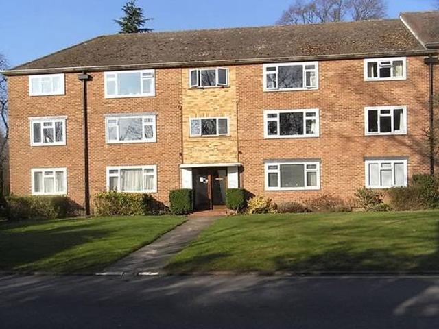 House for rent in Surrey