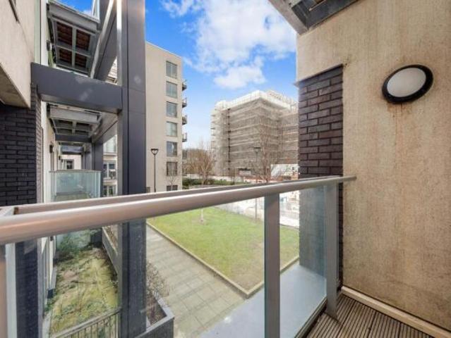 Flat for rent in Shadwell, Greater London