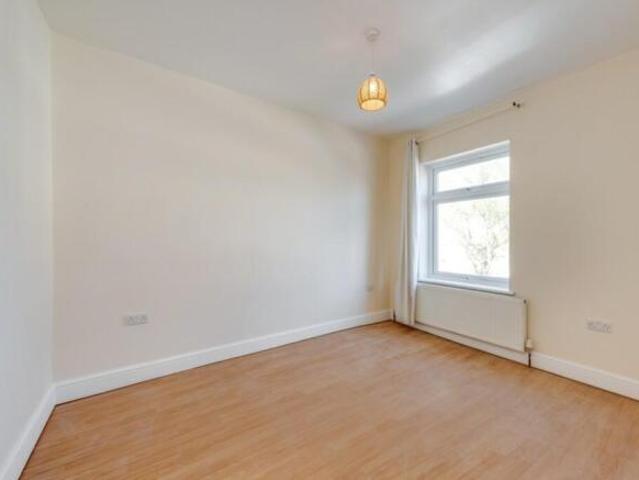 Flat for rent in East Finchley, Isle Of Man
