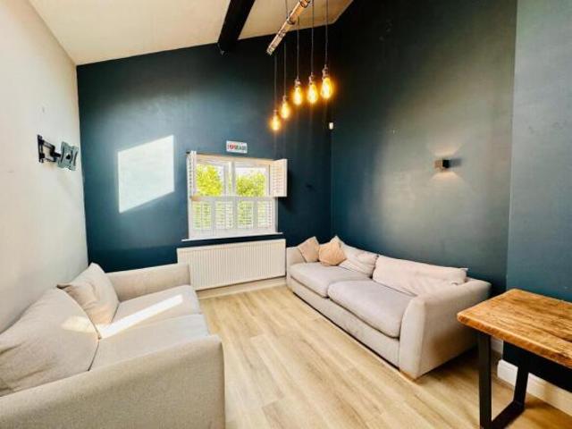 Flat for rent in Boston Spa, West Yorkshire