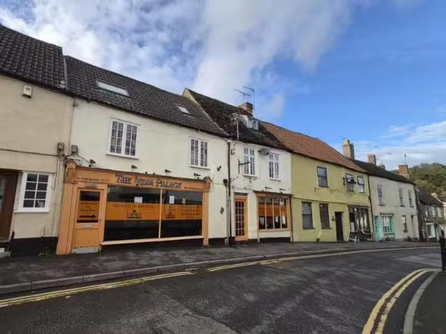 House for rent in School House, Gloucestershire