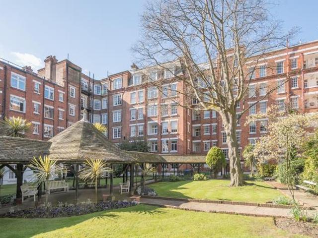Flat for rent in Cat Hill