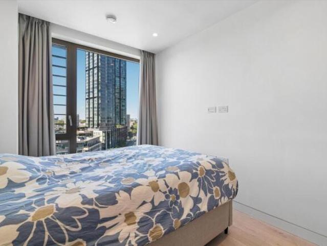 Flat for rent in Cat Hill