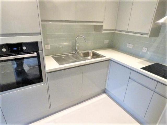 Flat for rent in Cat Hill