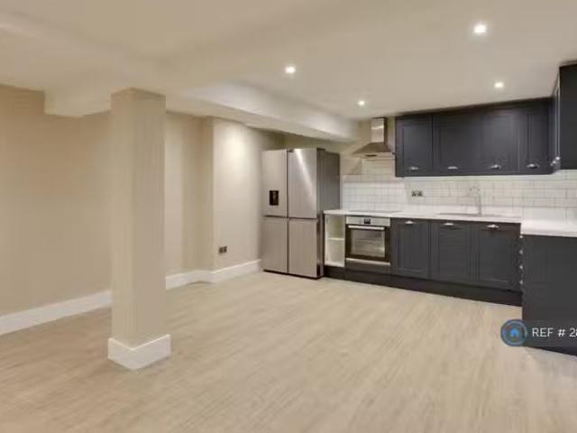 House for rent in Surbiton, Greater London