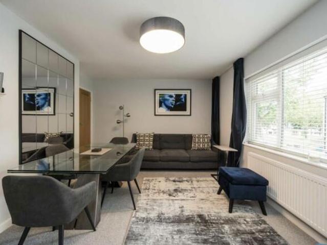 Flat for rent in Chiswick, Greater London