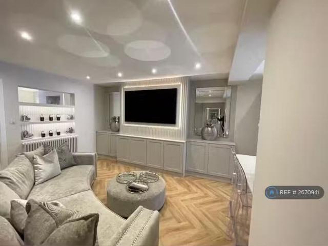 House for rent in Milverton, Green Close