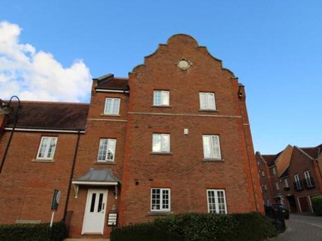 House for rent in Lyons, Greater London